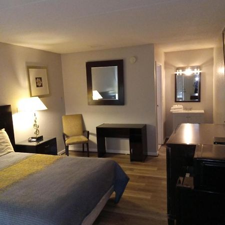 Apm Inn And Suites Winchester Esterno foto