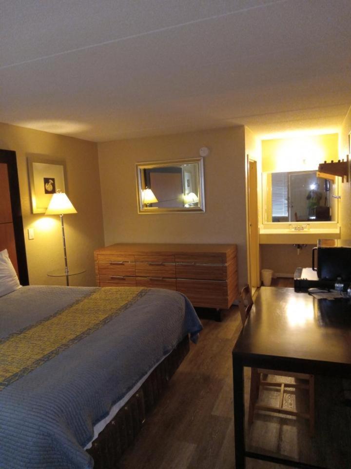 Apm Inn And Suites Winchester Esterno foto