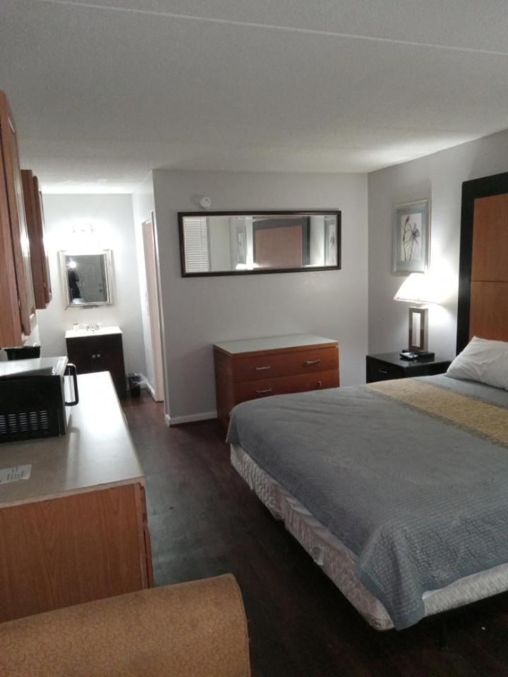 Apm Inn And Suites Winchester Esterno foto