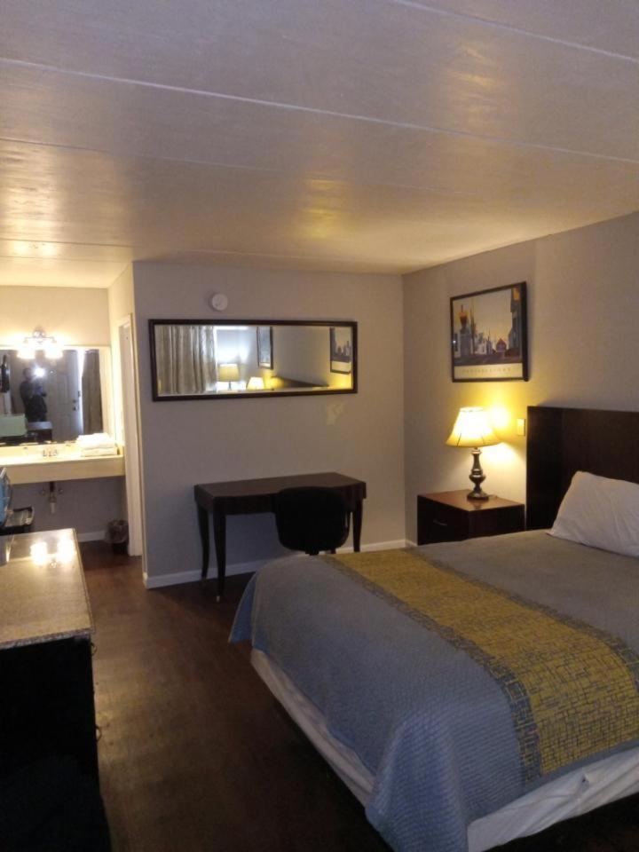 Apm Inn And Suites Winchester Esterno foto