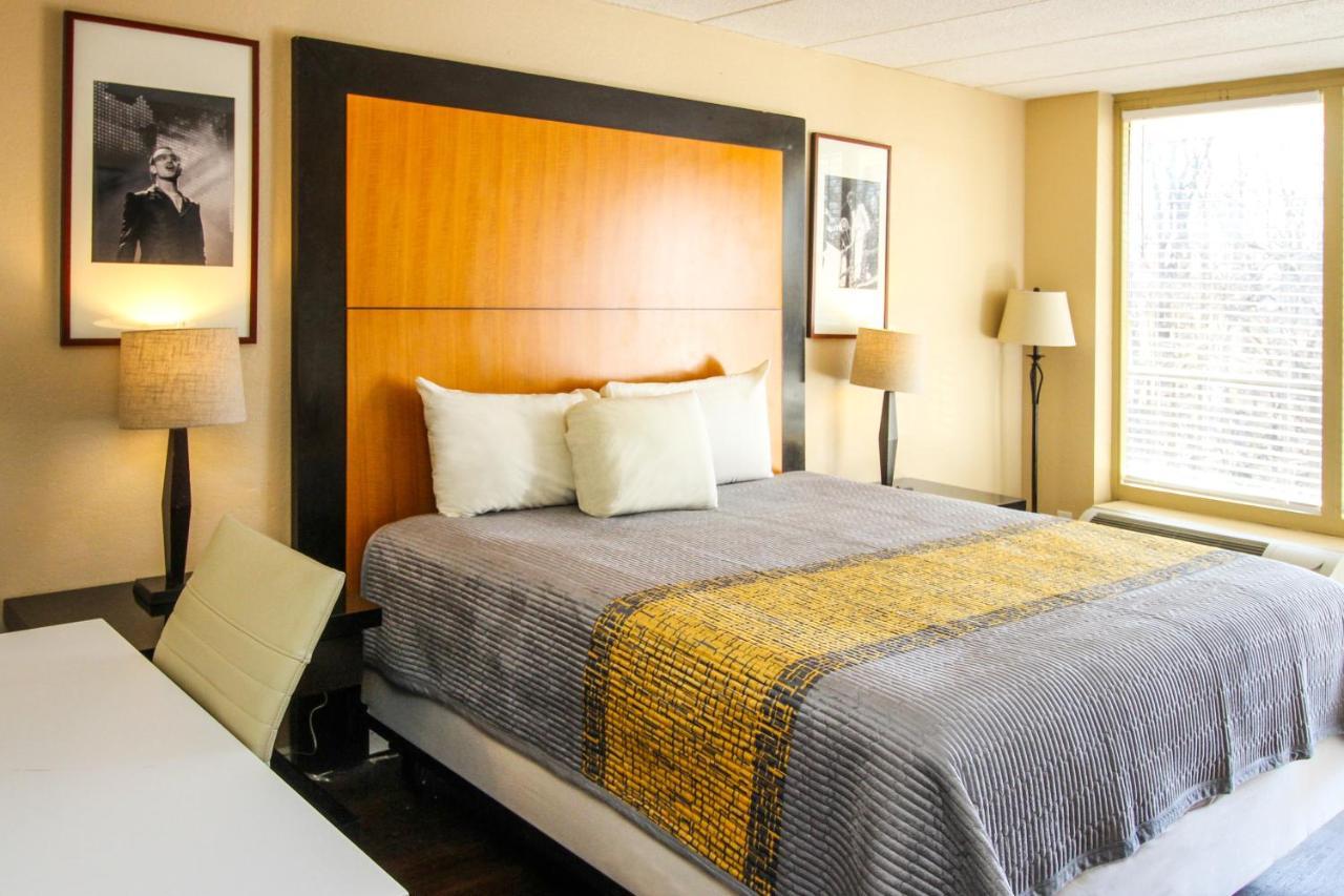 Apm Inn And Suites Winchester Esterno foto
