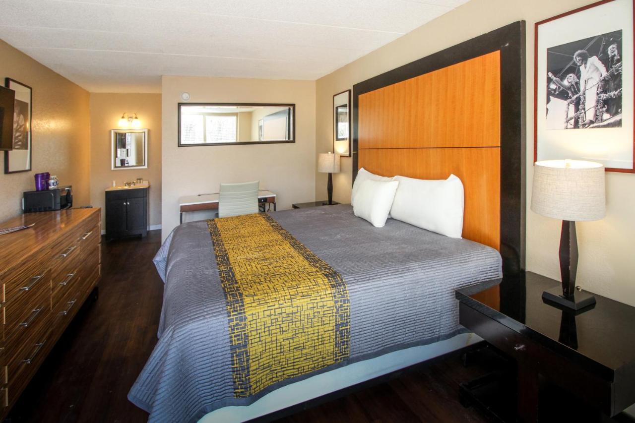 Apm Inn And Suites Winchester Esterno foto